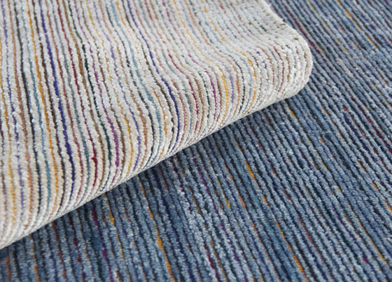 Lennon: Viscose silk and wool handloom rug