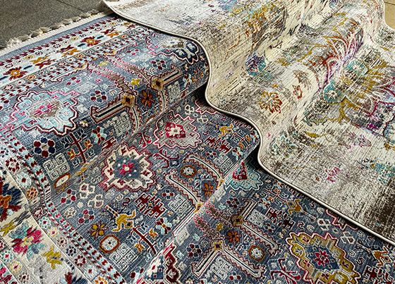 Petra: Modern design with ethnic details made colourful machine rugs